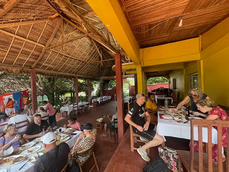 Mitagessen in Madagaskar
