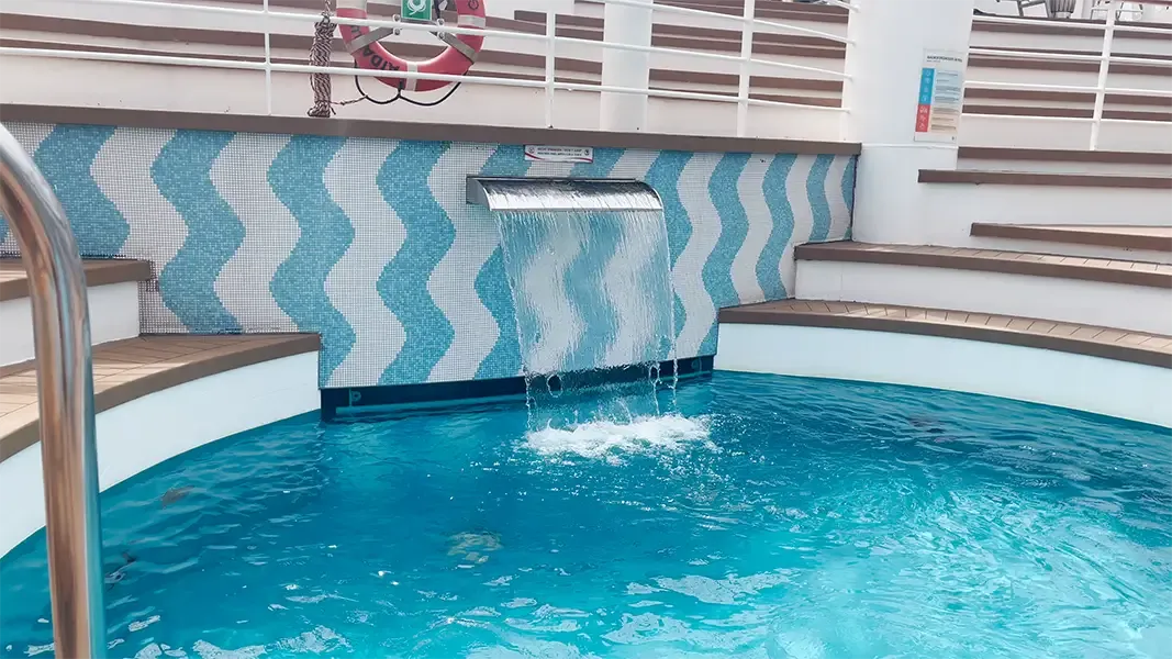 La Reunion AIDAblu Pooldeck